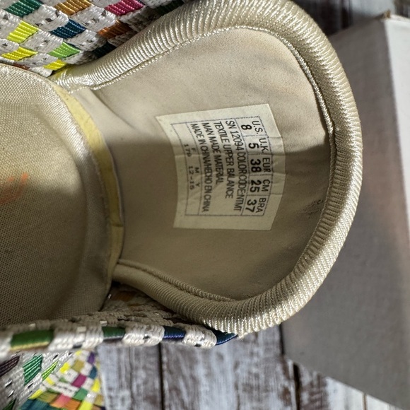 Skechers Colorful Woven Sneakers - Picture 7 of 7